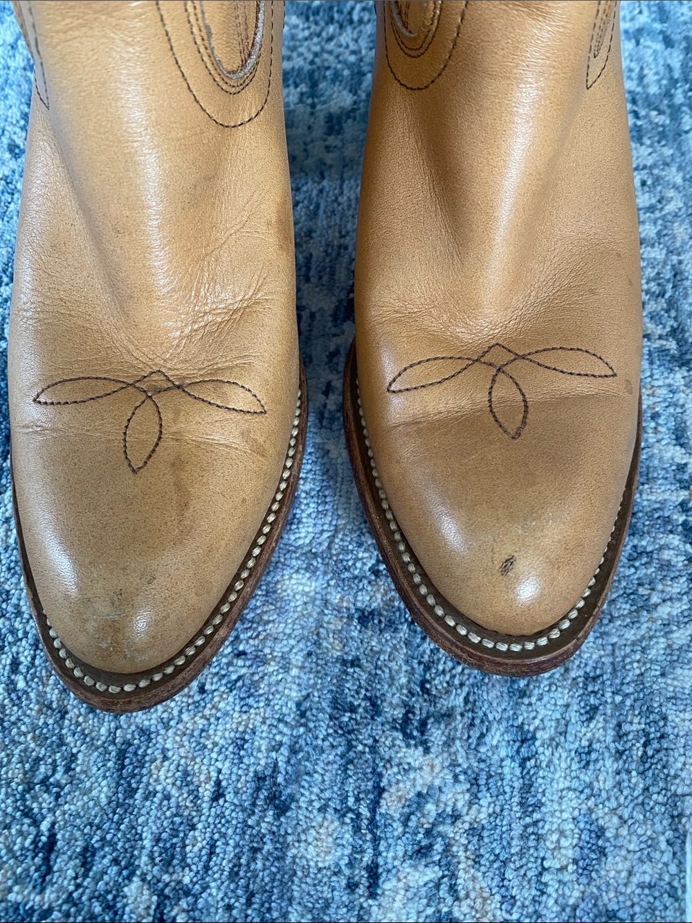 Frye Woman’s Tan Leather Western Boots with Decorative Stitching - Picture 6 of 8